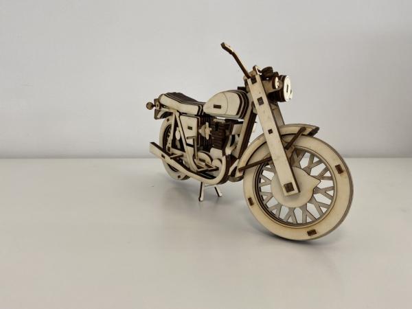 Triumph Trident 750 ´71 als 3D Wood Model - front view